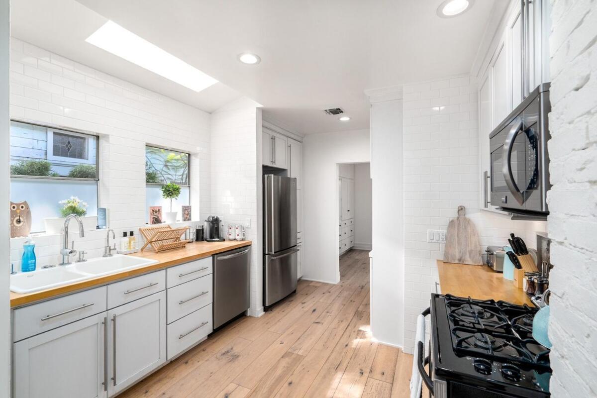 Holiday home Renovated 3br Venice Home- Prime Location! *